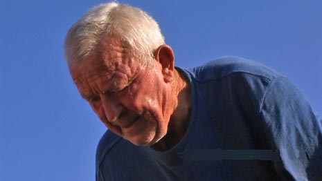 Ruke od kamena, red. Luka Klapan